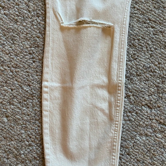 NWOT Free People curvy size 33 distressed raw hem - Picture 2 of 7